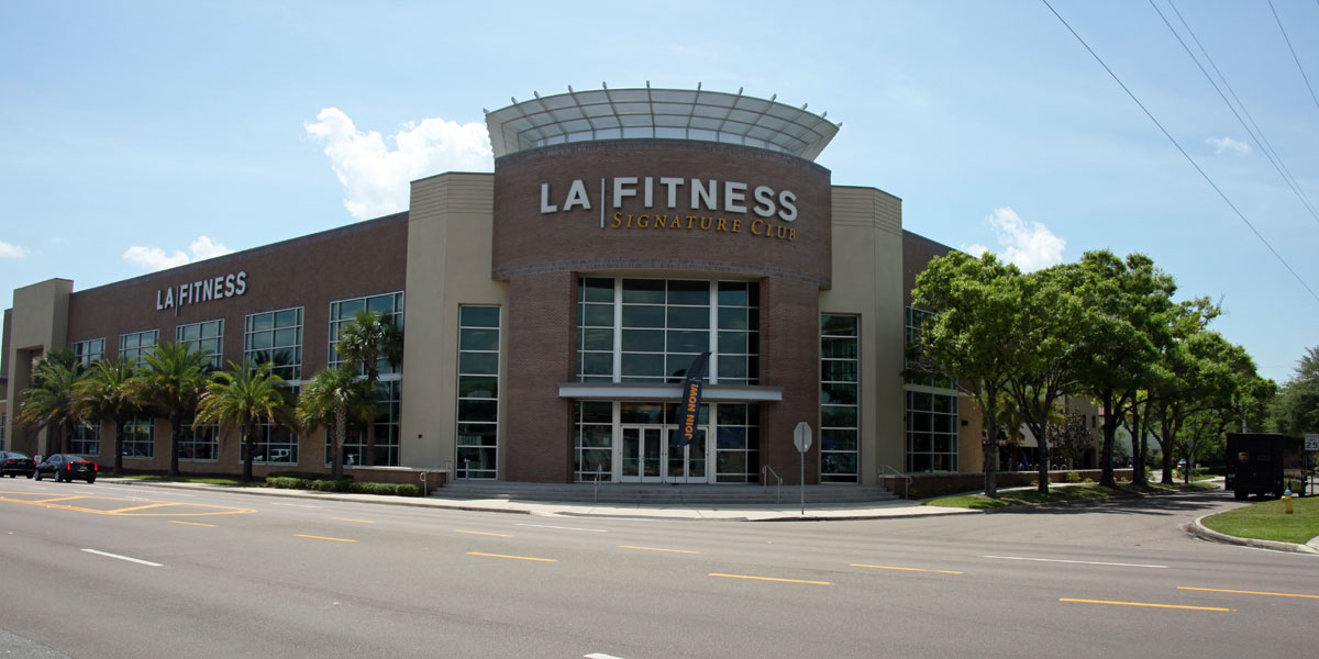 LA Fitness - KBE Building Corporation